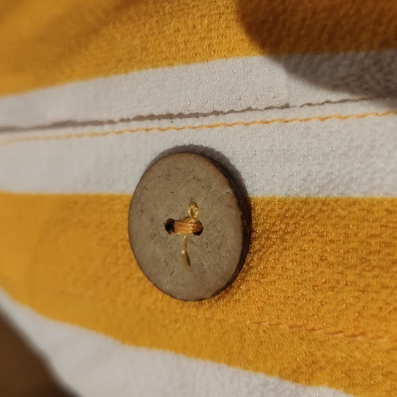 Yellow and white striped blouse - Picture 10 of 10